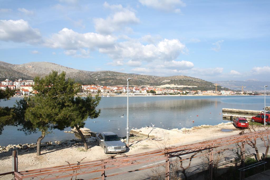 Apartments Mise Trogir Exterior photo