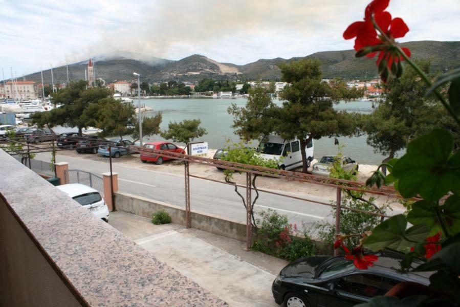 Apartments Mise Trogir Exterior photo